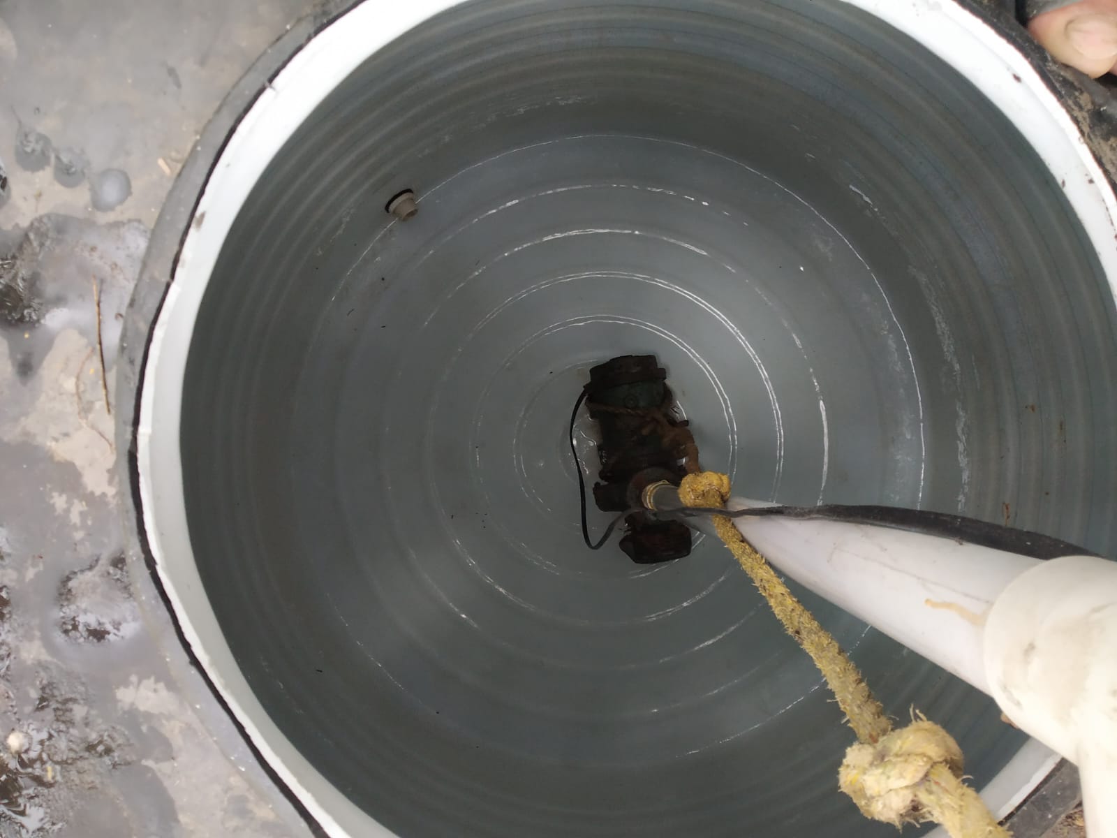 Commercial Tank Cleaning